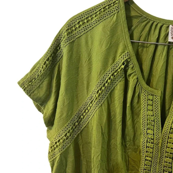 Truself Green Blouse Plus Size 3X Lace Trim Embroidered V Neck Short Sleeve Top - Picture 4 of 4